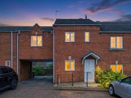 16, Blackburn Way, Nottingham NG5 5UZ