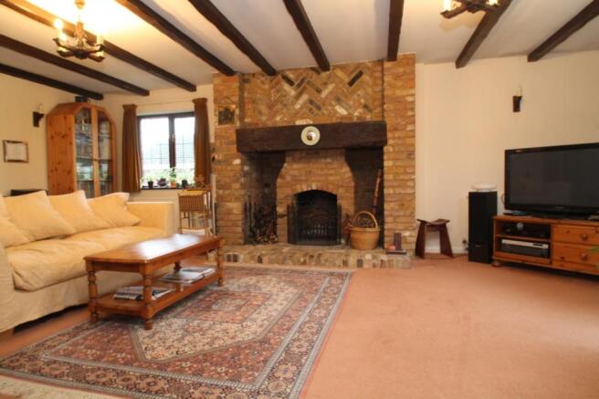 Lounge 2