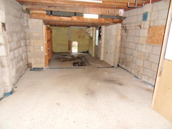 GARAGE