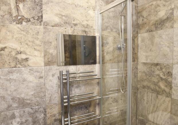1 bed Apartment to rent Image 5