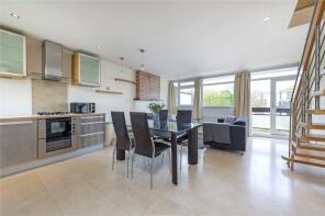 Flat 11, Draycott Court, Westbridge Road, London SW11 3NW