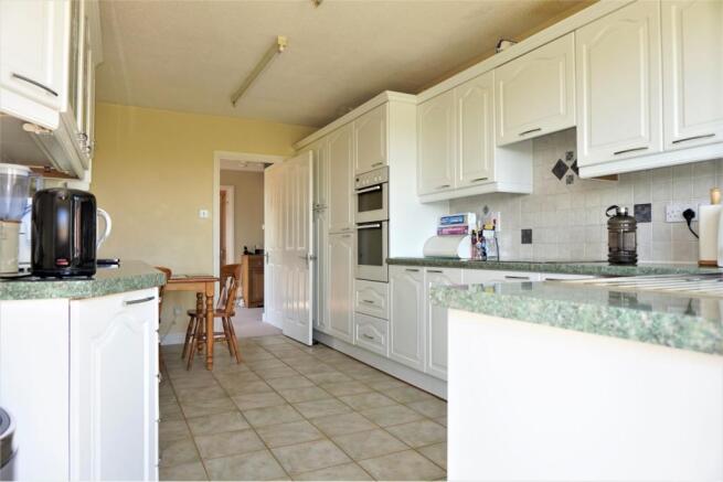 Kitchen / Breakfast