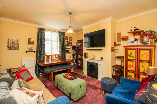 3 bed End of Terrace for sale Image 4