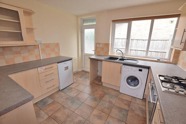 3 bed Detached Bungalow for sale Image 5