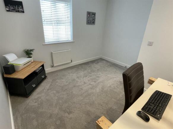 Bedroom 3.jpg