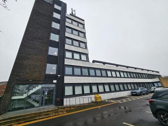 1 bed Flat to rent Image 8