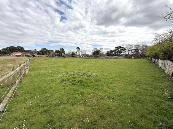 EQUESTRIAN LAND 1