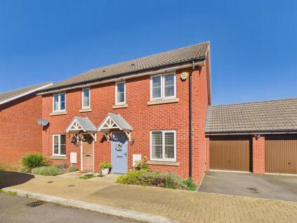 Roselle Drive, Brockworth, Gloucester