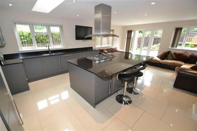 Extended Kitchen/Liv