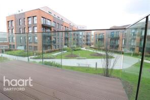 205, James Smith Court, Dartford DA1 5XH
