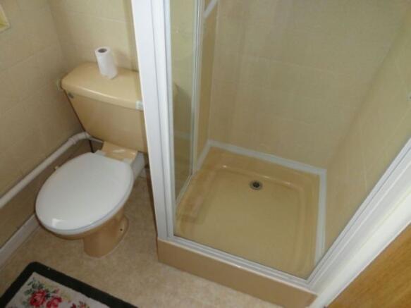 Cloakroom/Shower Roo