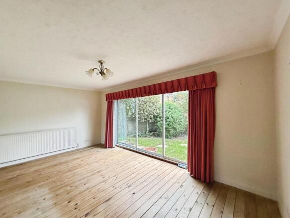 3 bed Detached for sale Image 6