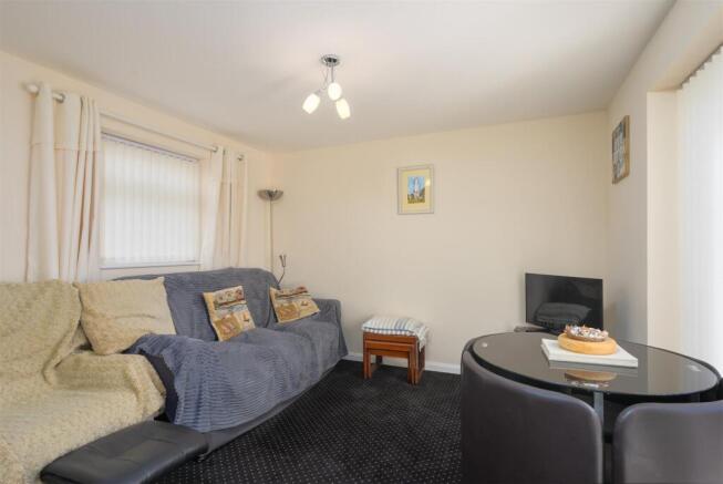 2 bed Detached for sale Image 4