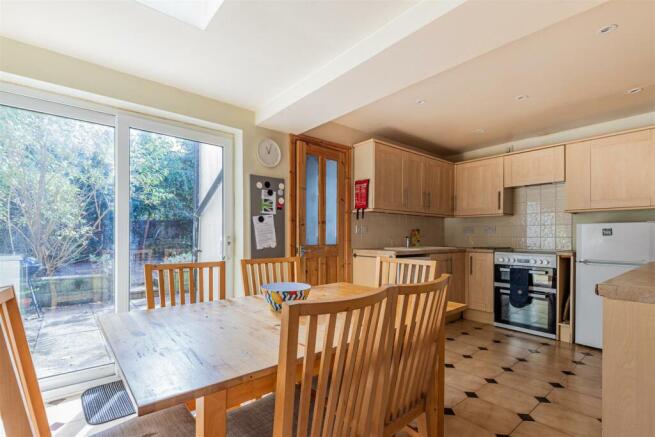 North Luton Place 8-7.jpg