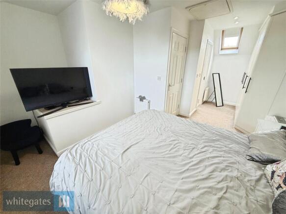 3 bed Town House for sale Image 12