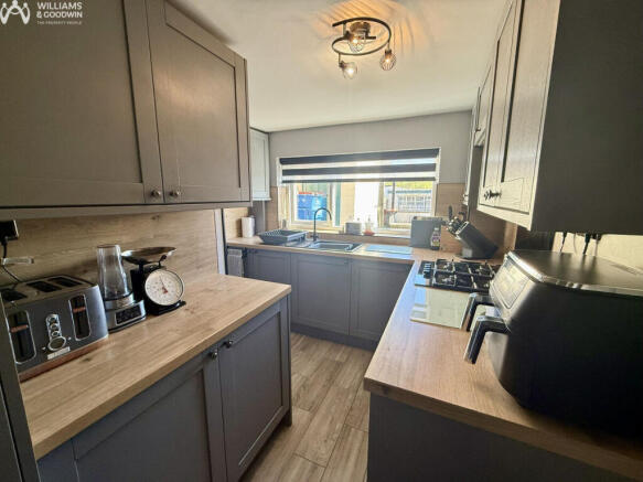 Wesley Street, Amlwch, Anglesey, LL68 photo 4