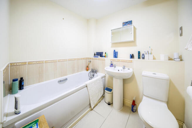 Photo 12