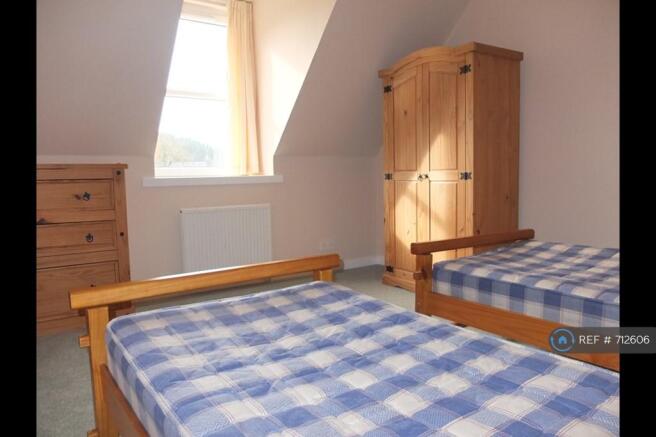 Bedroom With Twin Beds