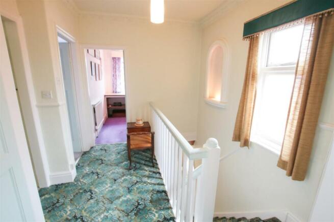 FIRST FLOOR LANDING