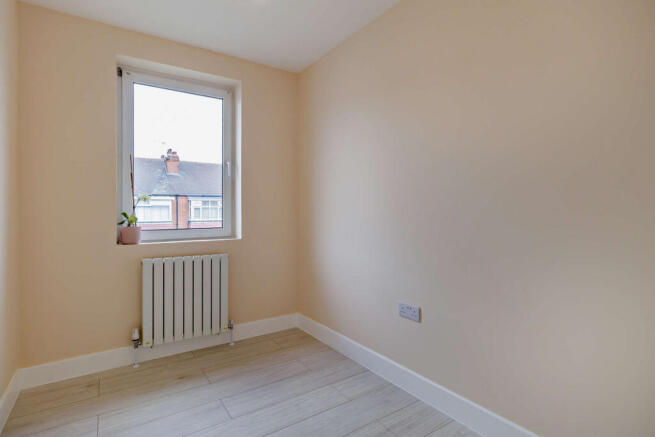 3 bed Semi-Detached for sale Image 11