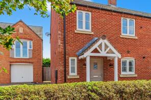 10, Hewitt Road, Warwick CV35 8EZ