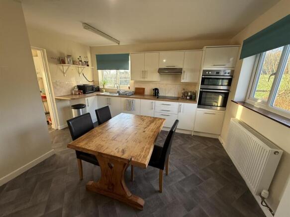Kitchen / Breakfast room