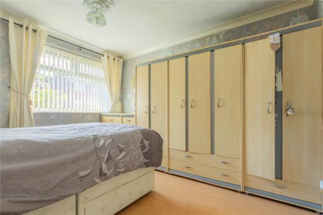 3 bed Semi-Detached for sale Image 12