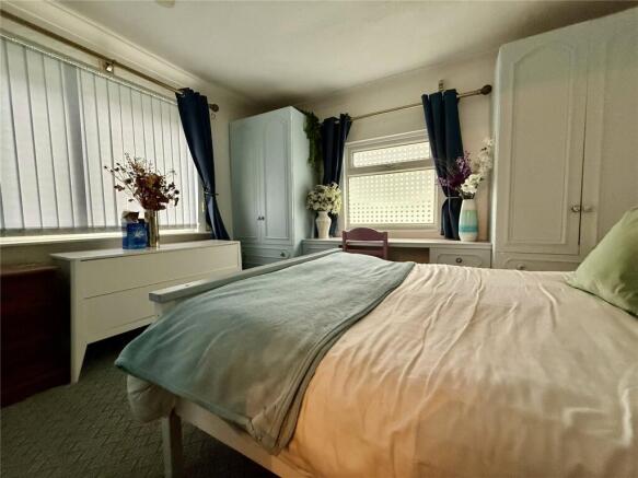 2 bed Bungalow for sale Image 7