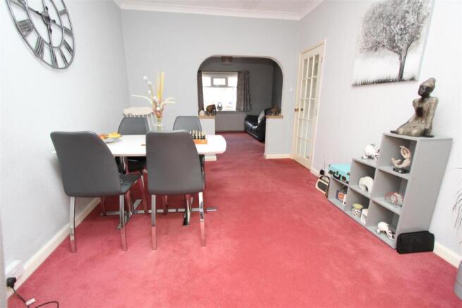 2 bed Semi-Detached Bungalow for sale Image 7