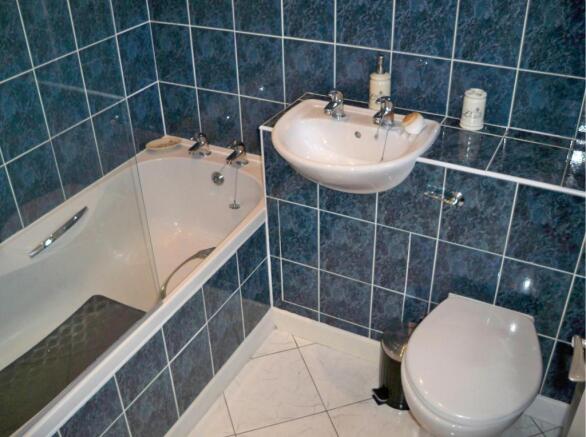 Photo 10