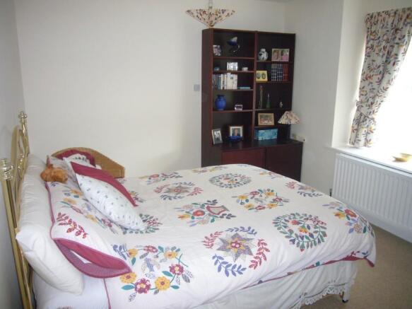 Photo 10