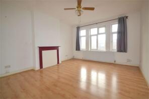 34, Hamilton Court, Hamilton Road, London W5 2EJ