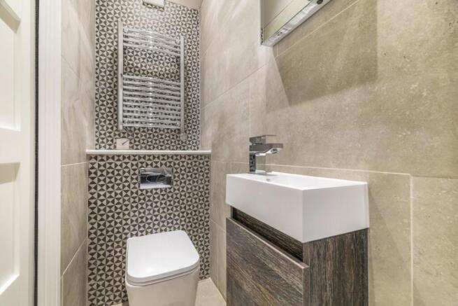 2 bed Flat to rent Image 8