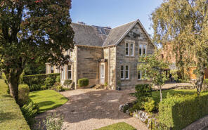 9, Thorn Drive, Bearsden G61 4ND