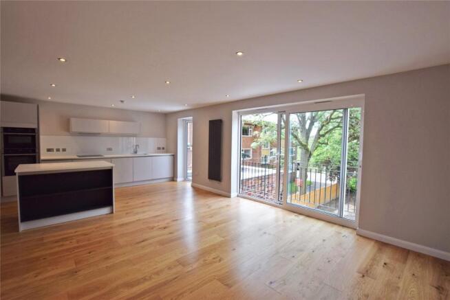Lounge/Kitchen