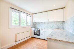 4, Faraday Close, London N7 8BH