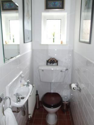 GRD FLR CLOAKROOM