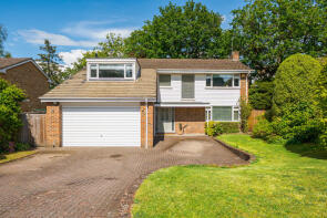 35 Aberloyle, Hacketts Lane, Pyrford, Woking GU22 8PP