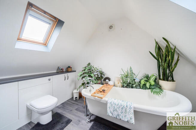 Ensuite Bathroom