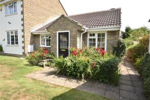 16, Westwinn View, Whinmoor, Leeds LS14 2HY
