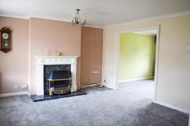 Lounge Through To...