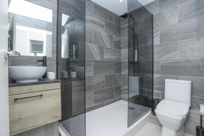 general Flat 4, Asht
