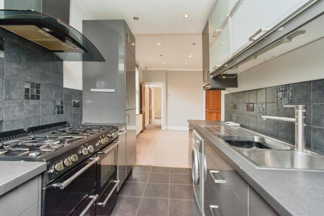 2 bed End of Terrace for sale Image 4