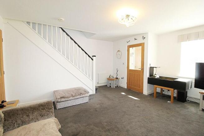3 bed Town House for sale Image 4
