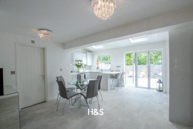 27 Witham - kitchen2.jpg