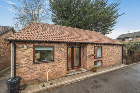 Welcote Drive, Northwood
