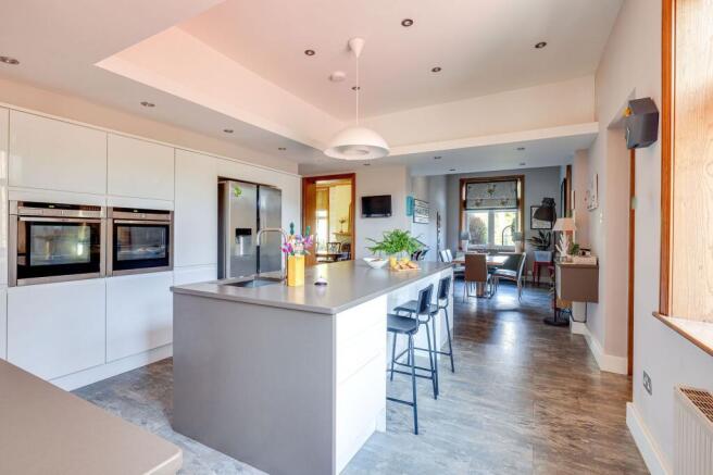 Fully renovated kitchen