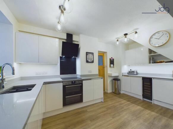 Open-plan Kitchen