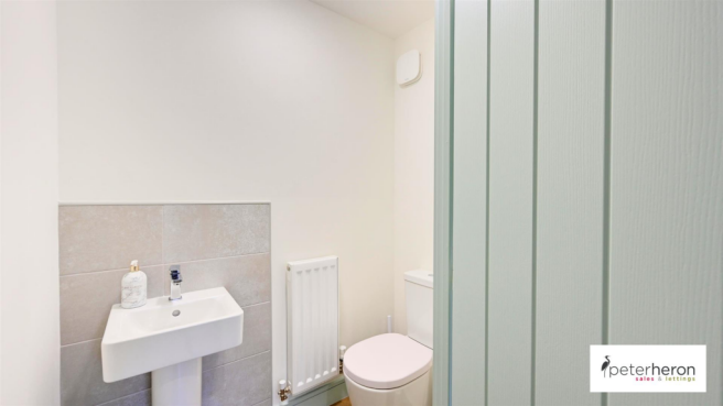 Cloakroom/WC