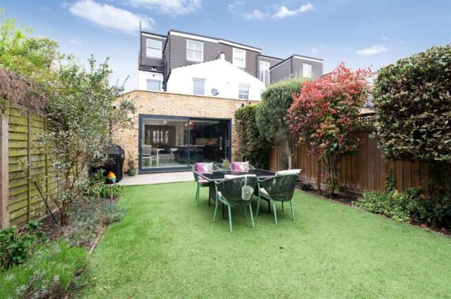 South Facing Garden
